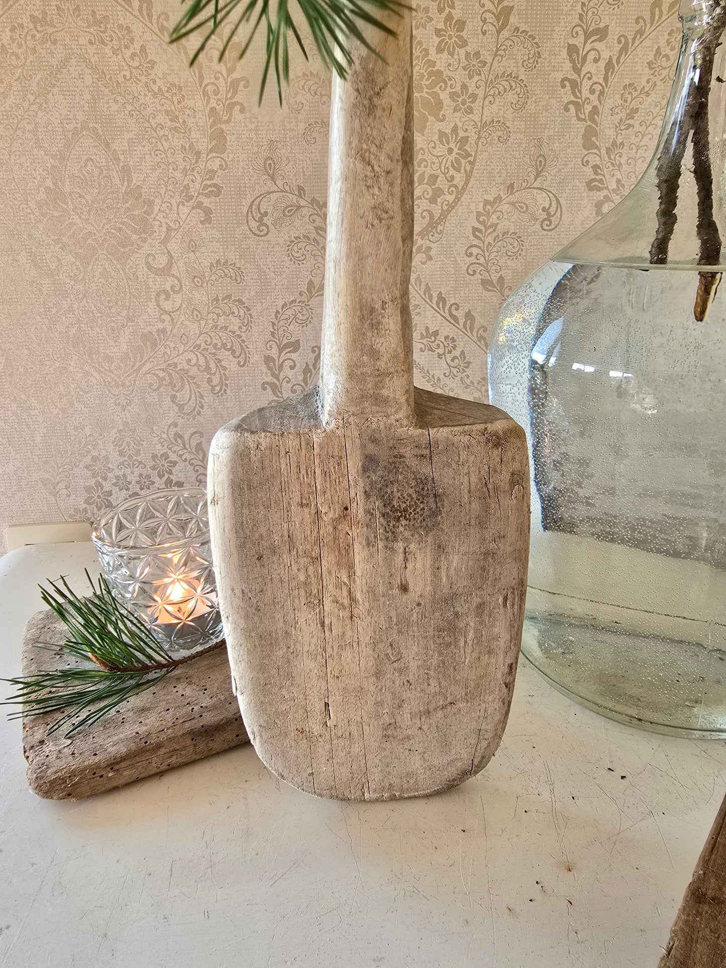 Oude houten wasklopper, dubbel handvat