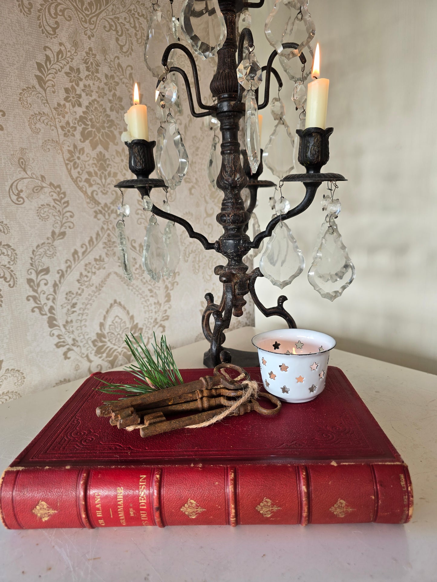 Oud Frans boek, rood