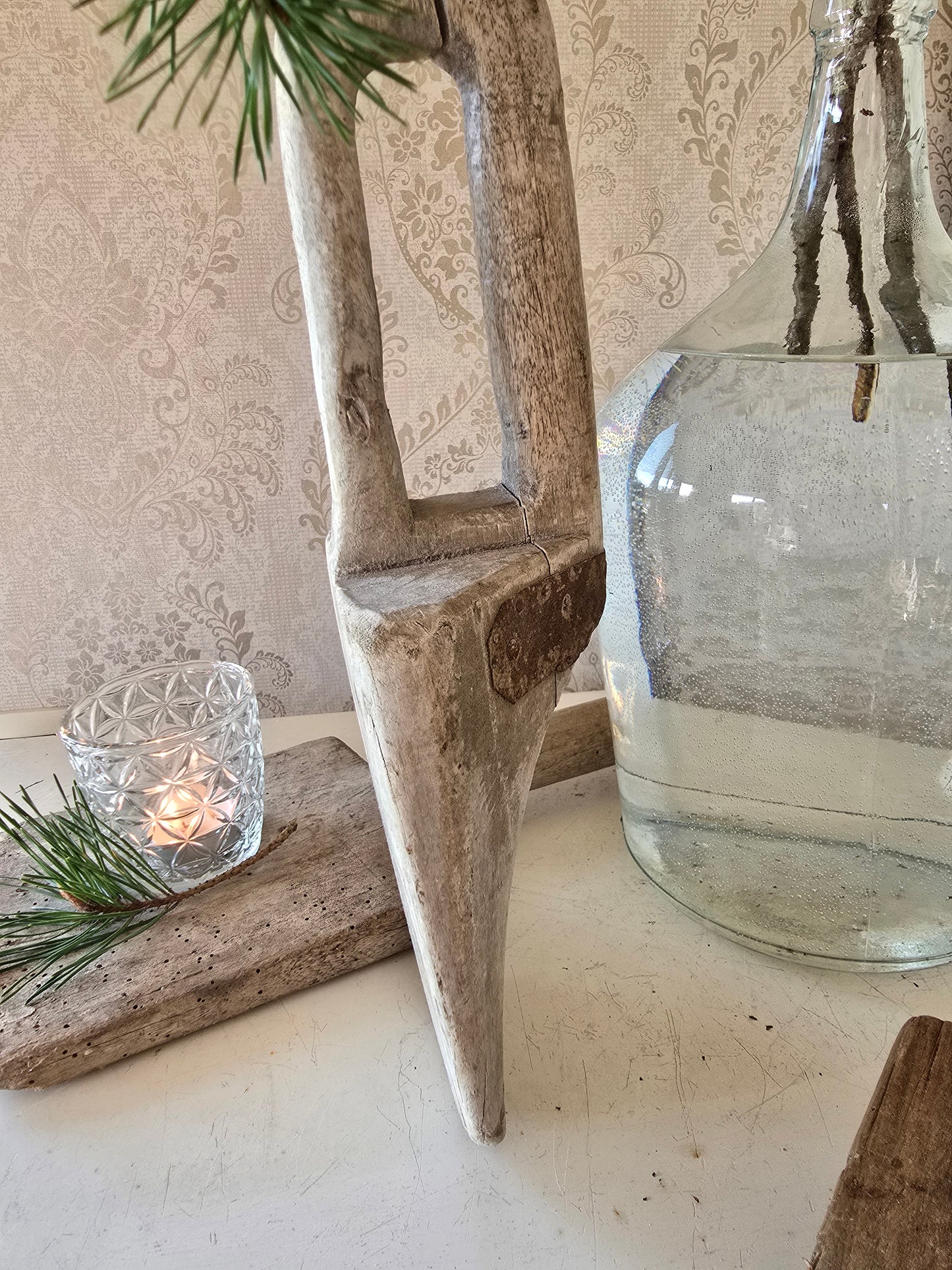 Oude houten wasklopper, dubbel handvat