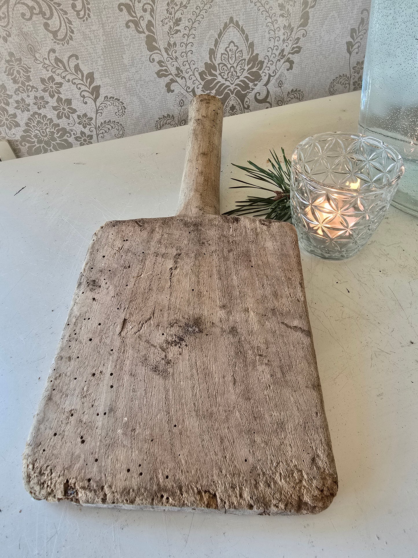 Oude houten wasklopper, vlak