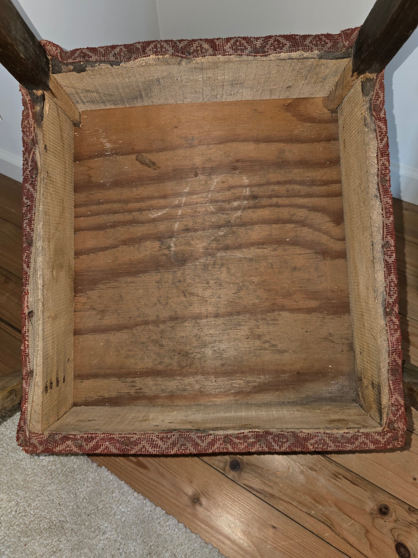 Antiek houten kinderzeteltje