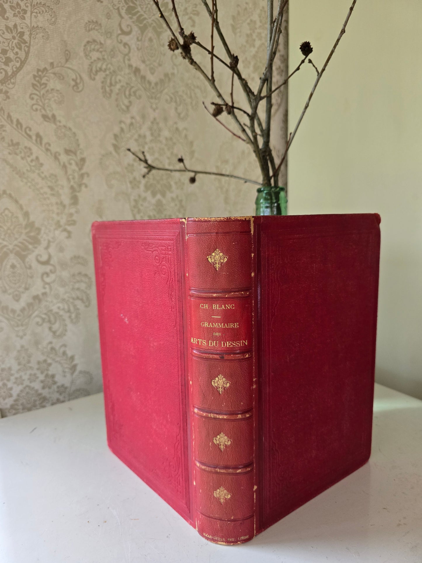 Oud Frans boek, rood