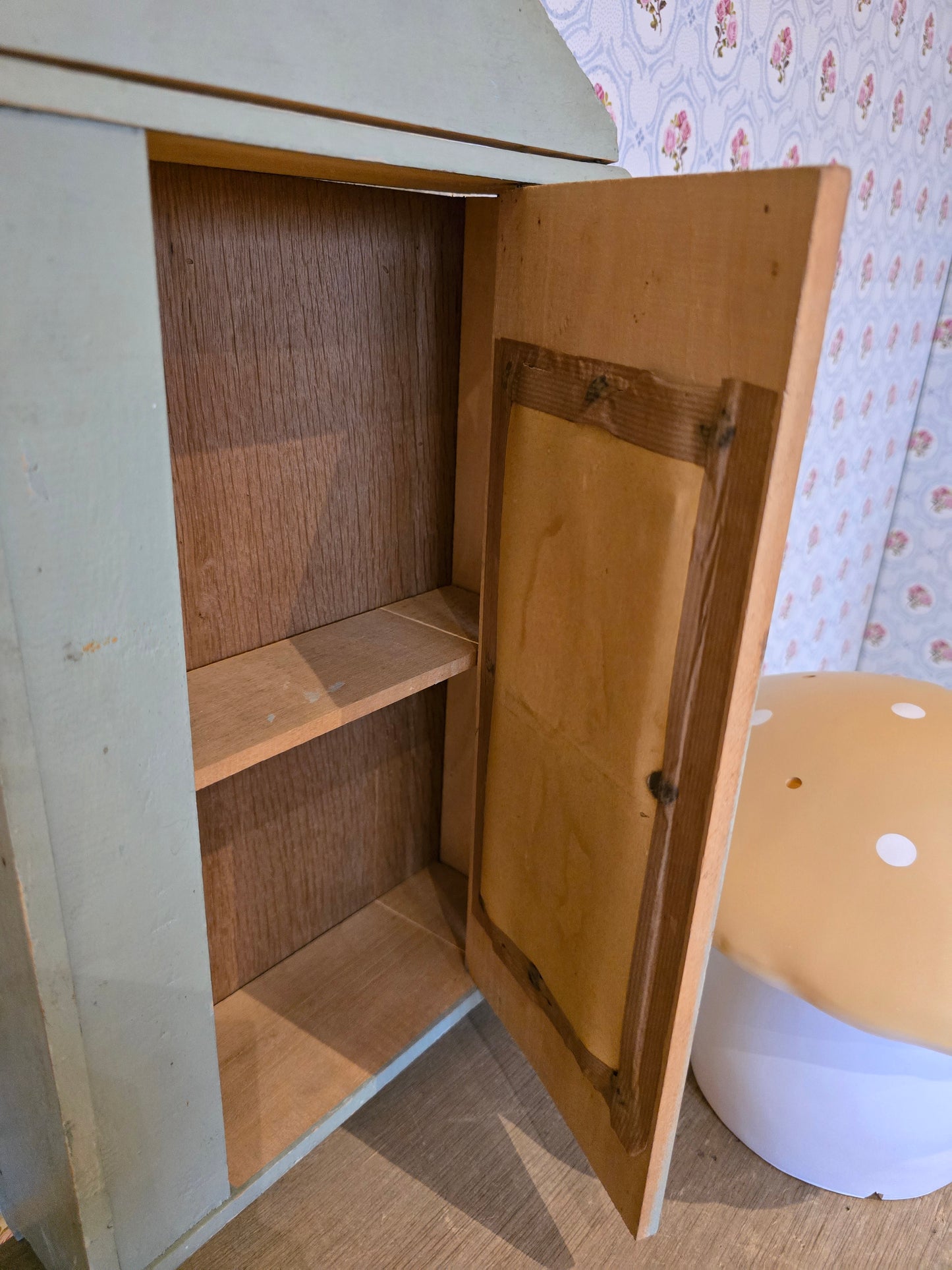 Klein brocante kastje