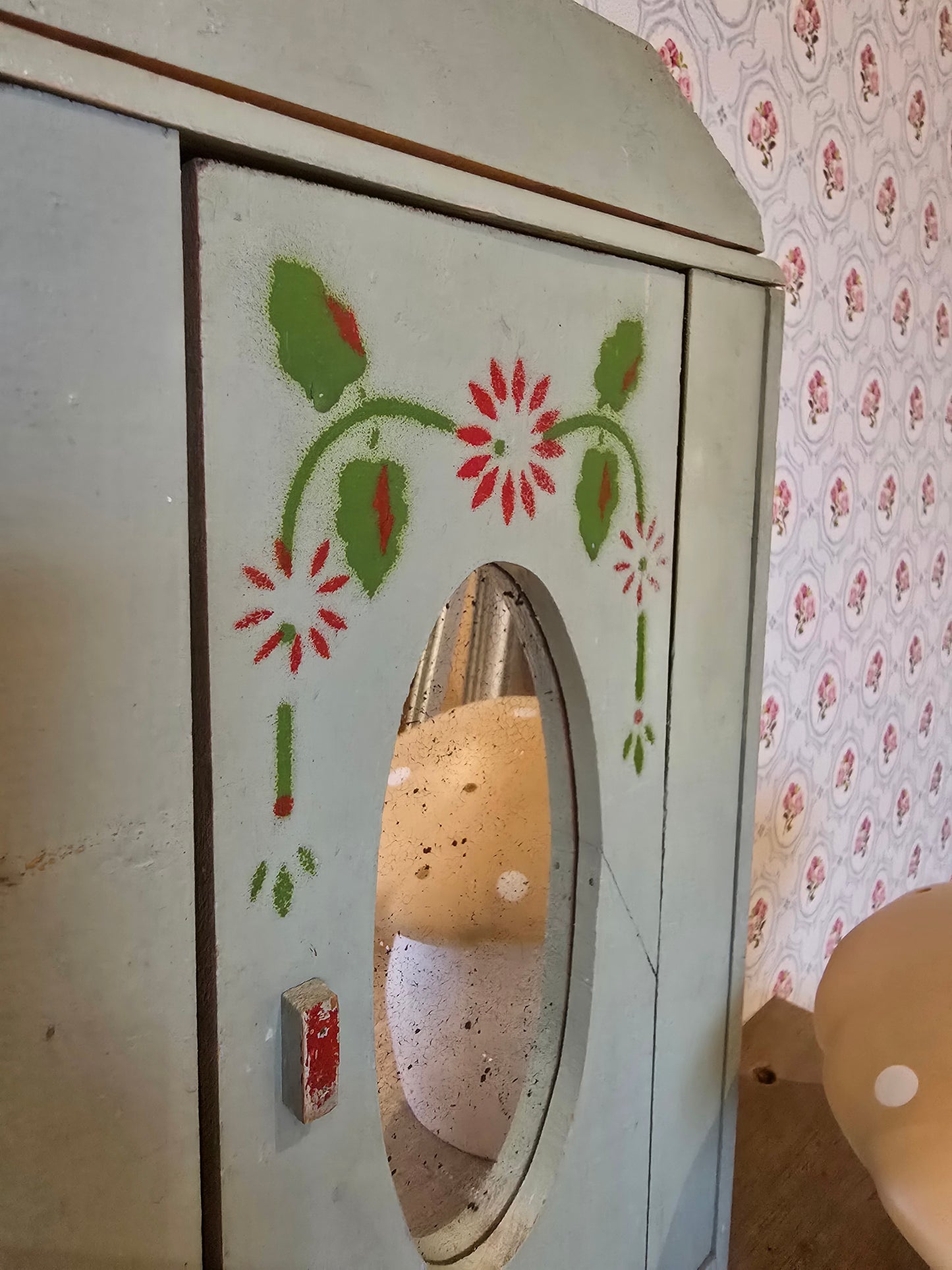 Klein brocante kastje