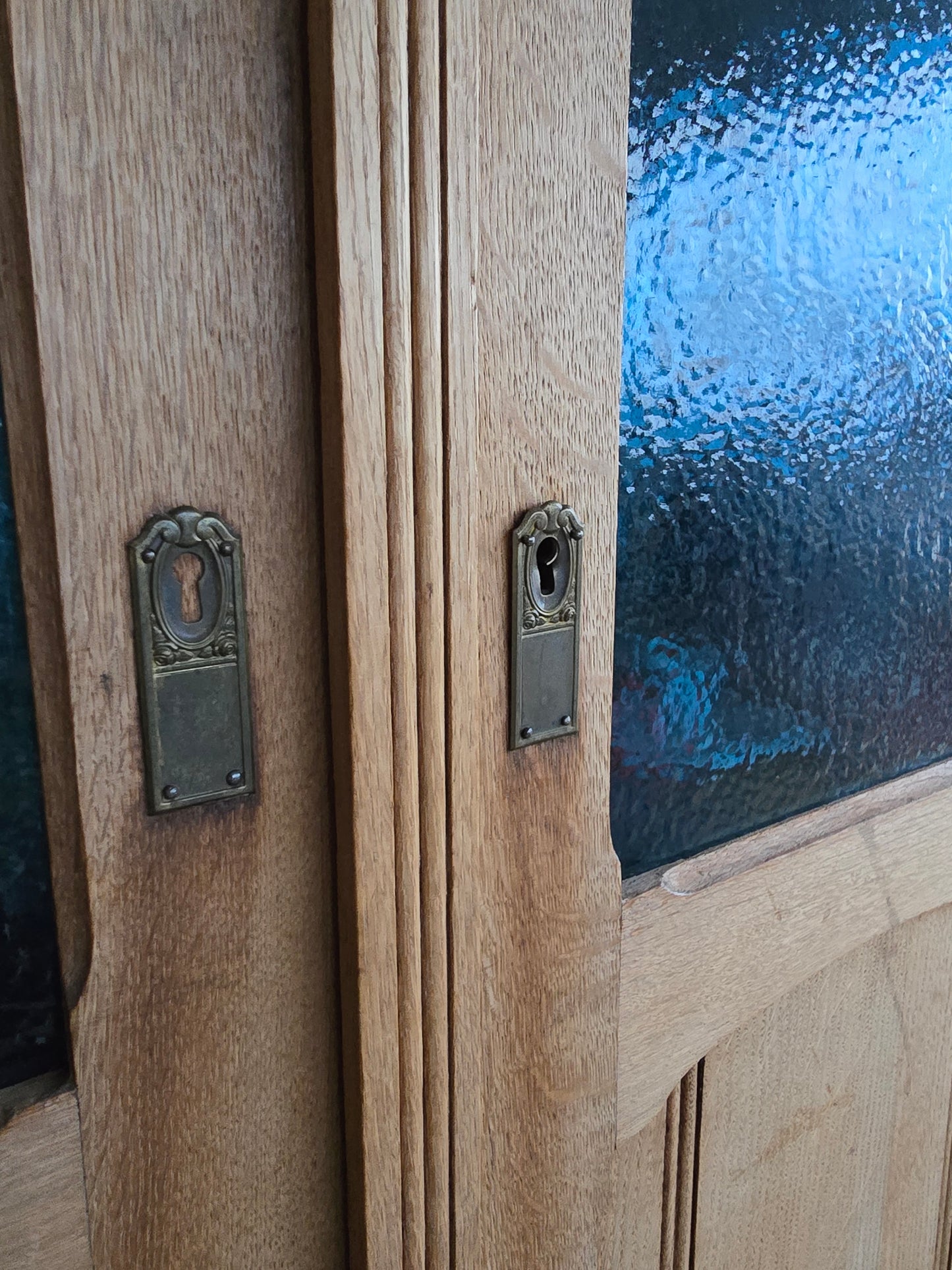 oude-brocante-kast-detail-beslag