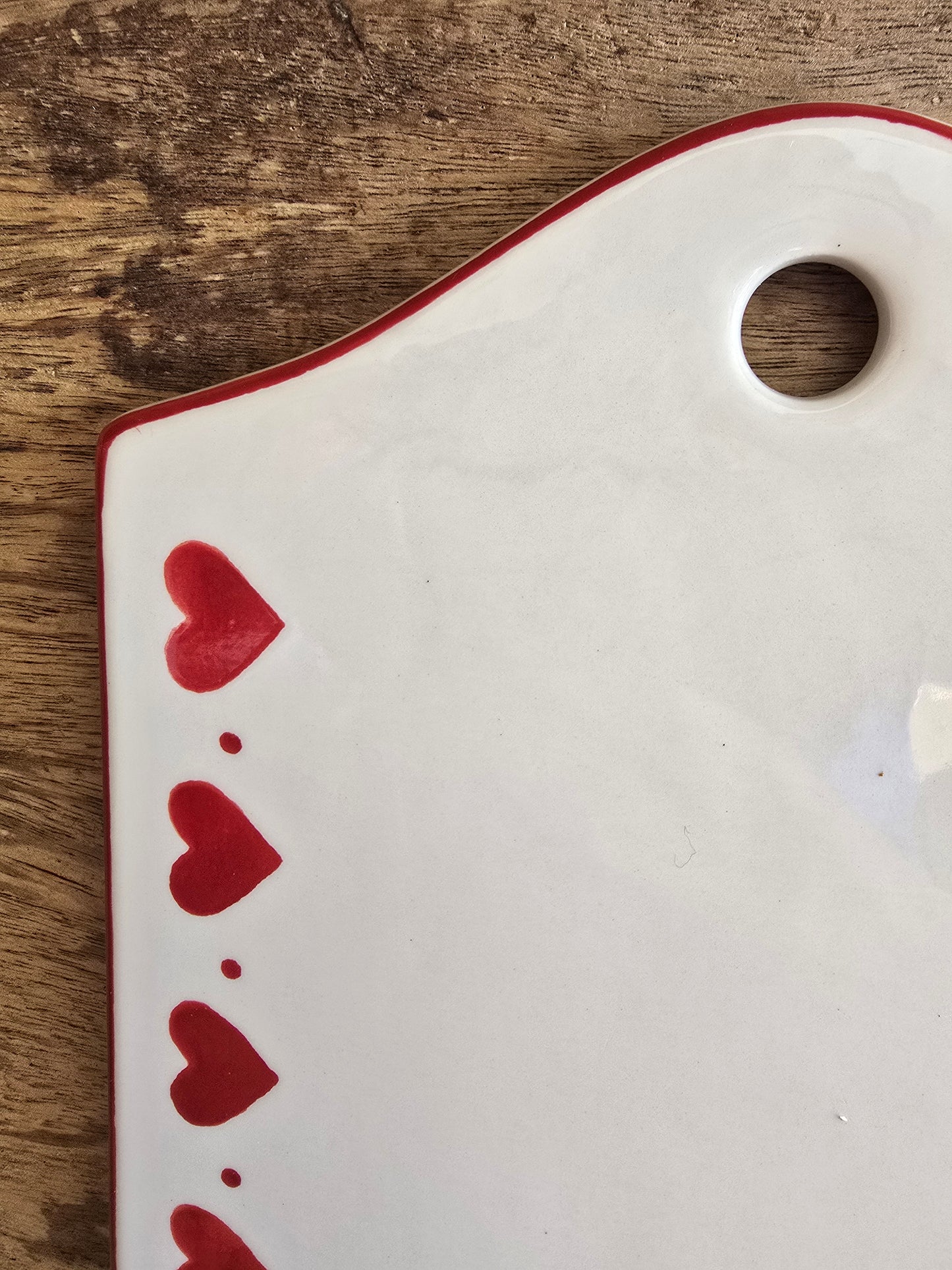 Set broodplankjes, wit met rode hartjes