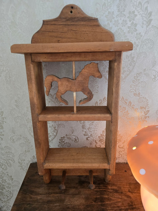 Kapstok, hout met paardje
