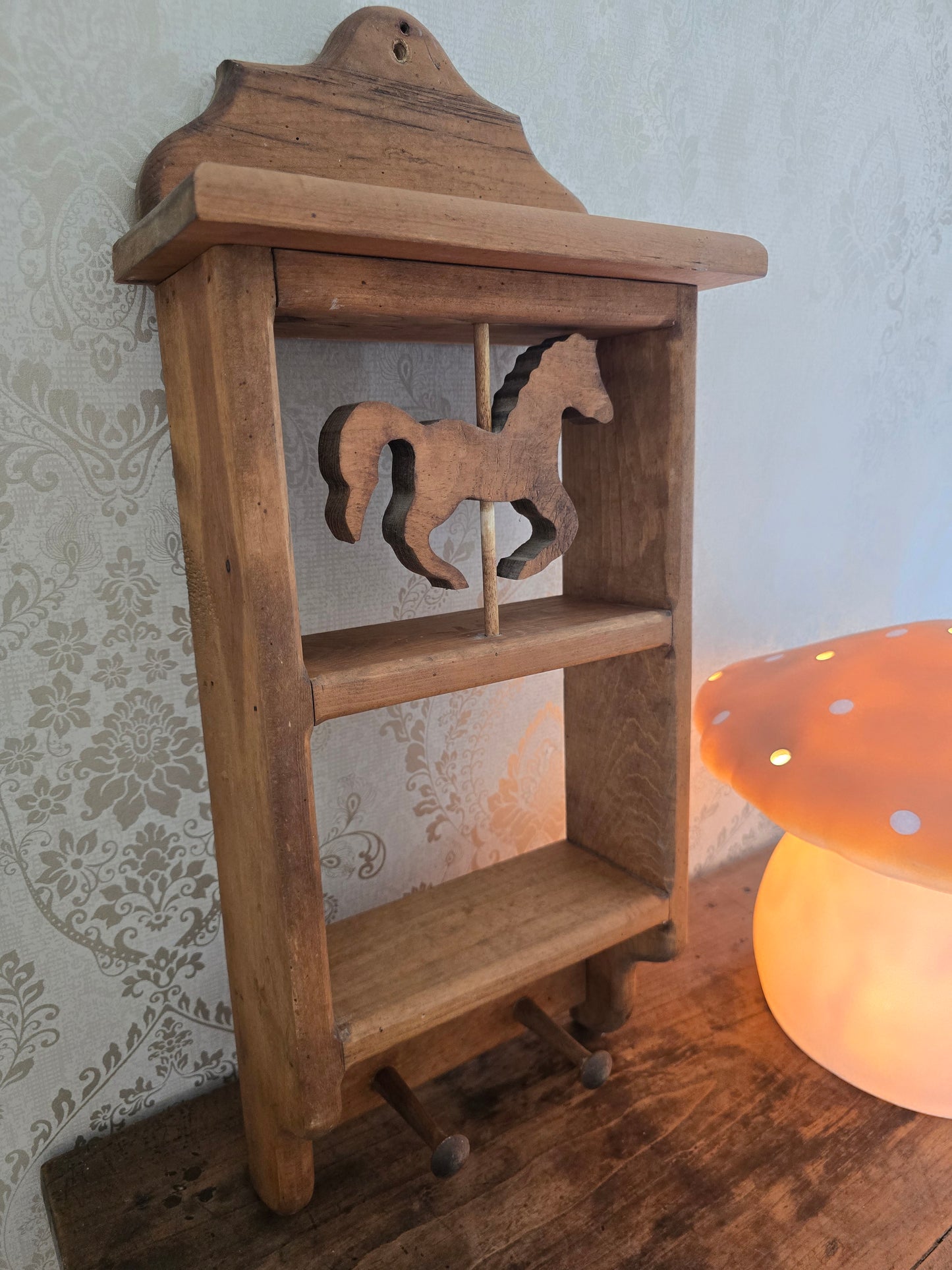 Kapstok, hout met paardje