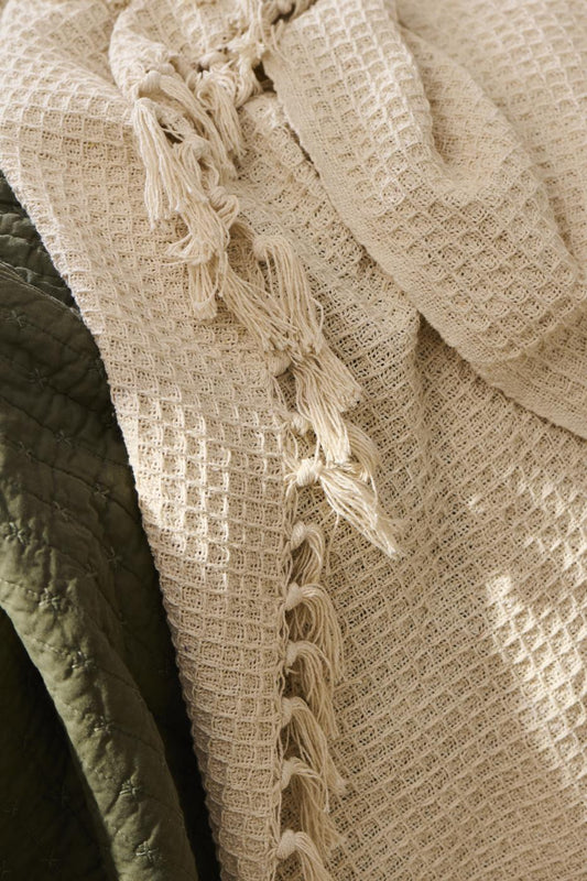 Plaid-iblaursen-crèmekleurig-wafelpatroon