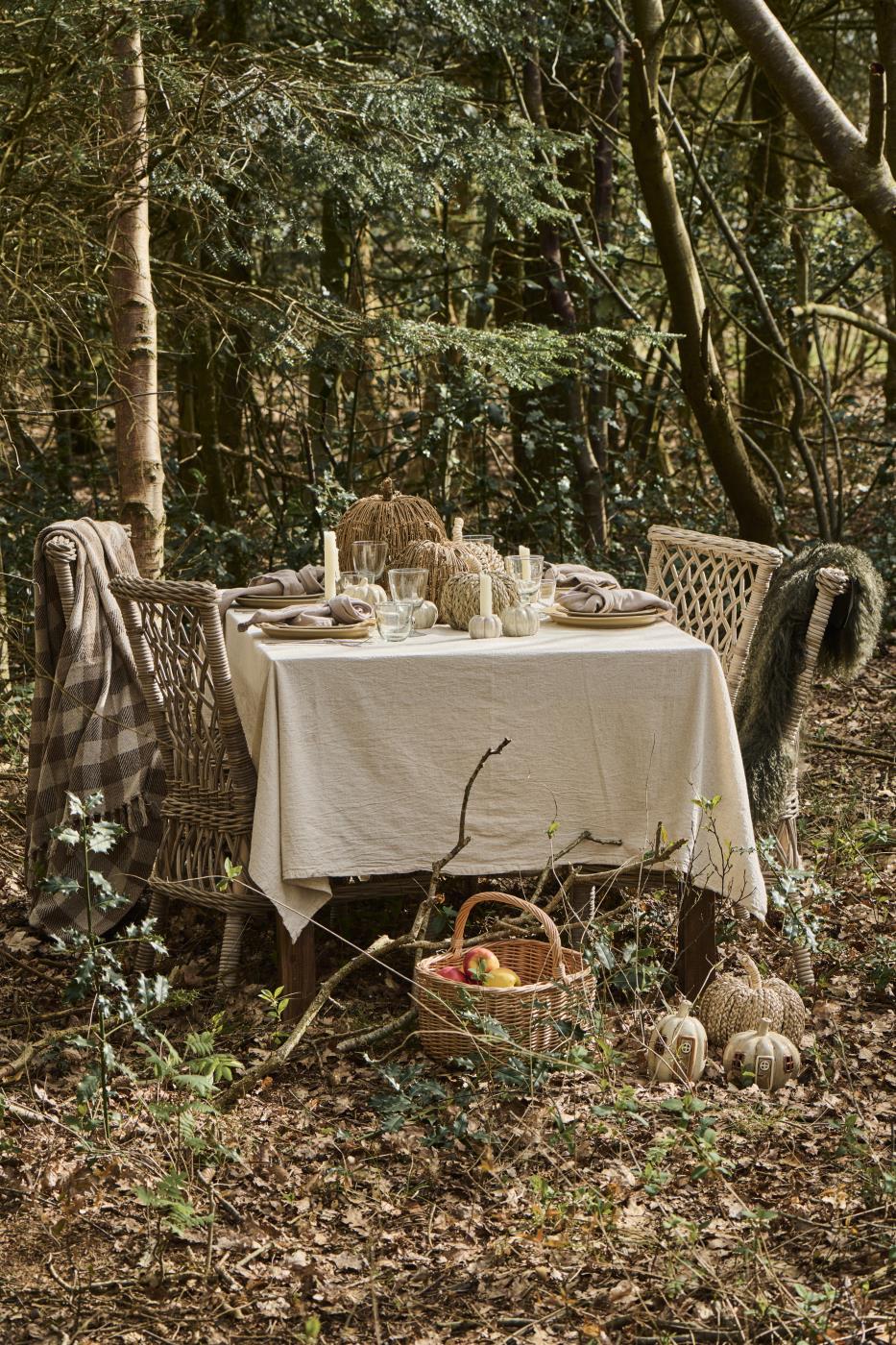 Tafelkleed langwerpig linnenkleurig