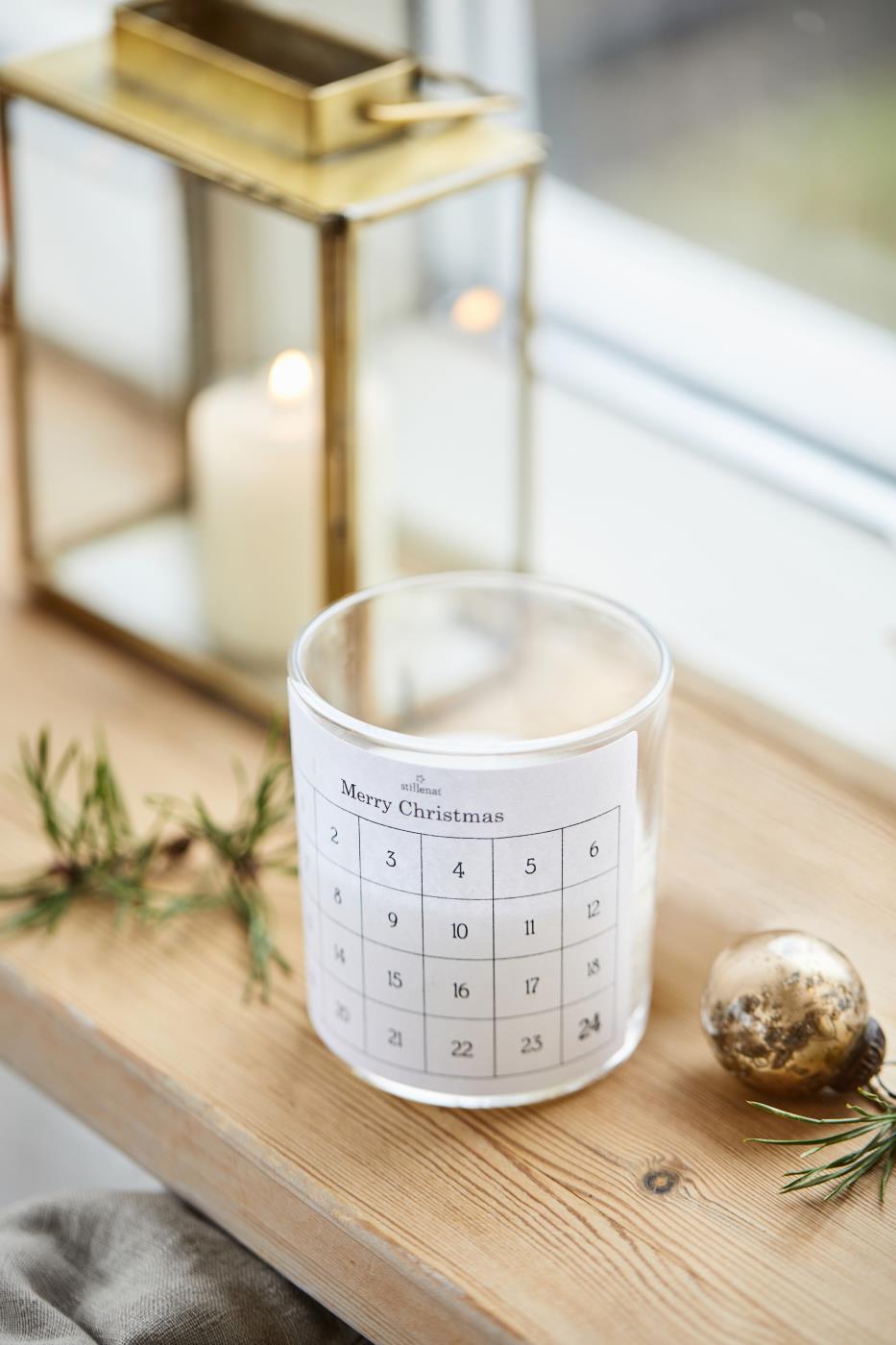 Advent aftelkaars, etiket 1-24